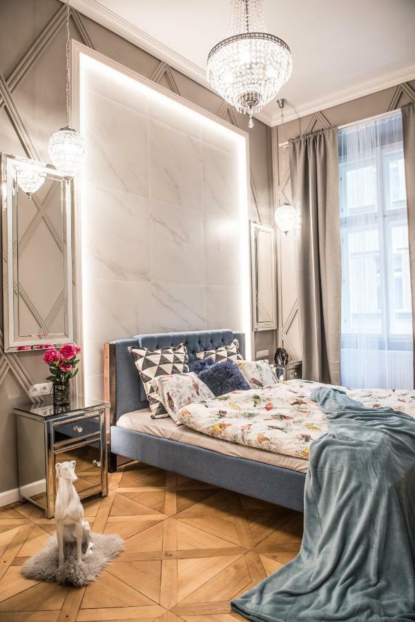 Dali Wenceslas Square Apartment 布拉格 外观 照片