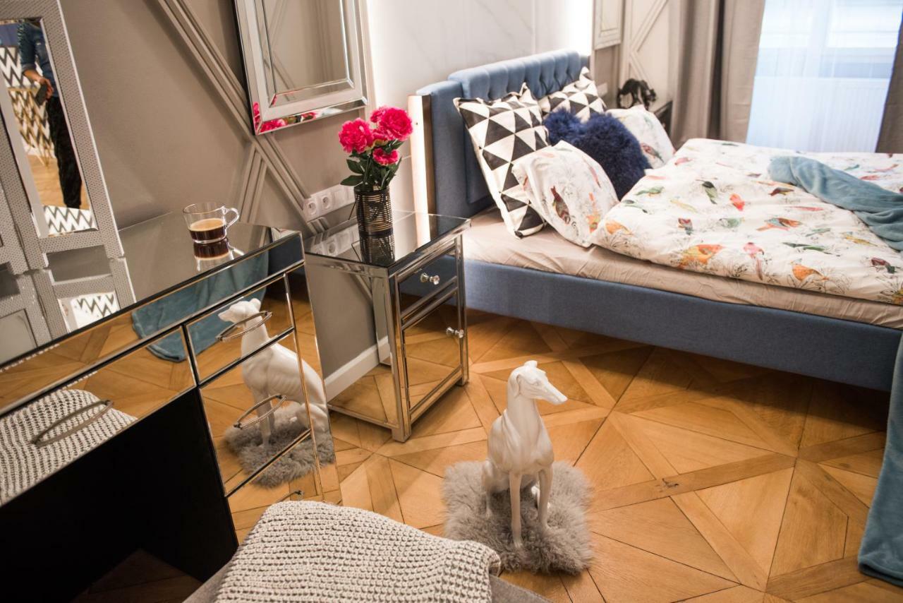 Dali Wenceslas Square Apartment 布拉格 外观 照片