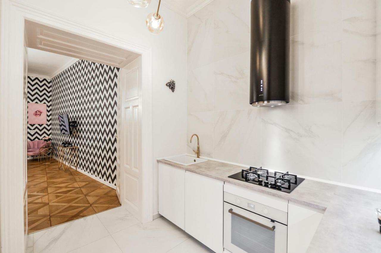 Dali Wenceslas Square Apartment 布拉格 外观 照片